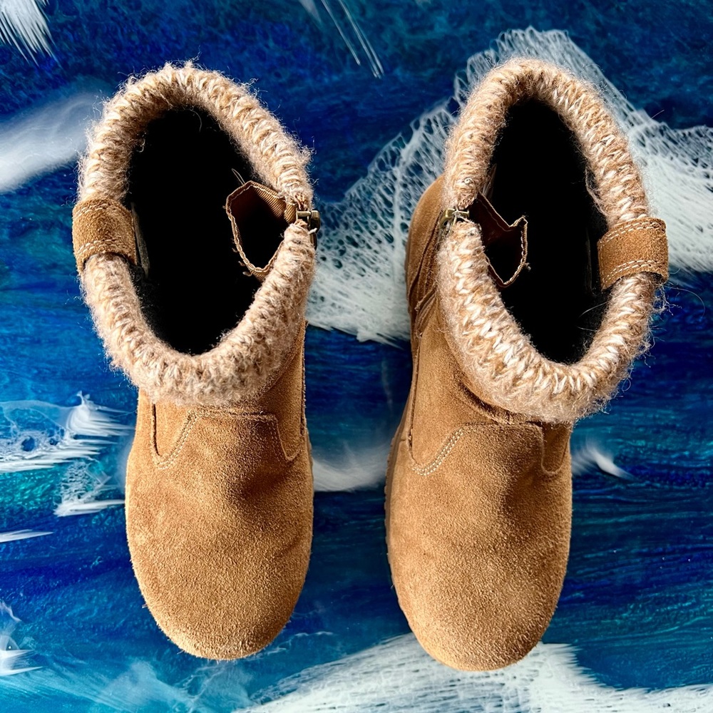 SALE! BUY! NWOT Khombu Womens 8 Booties Suede Faux Fur Winter Ankle Boot Brown